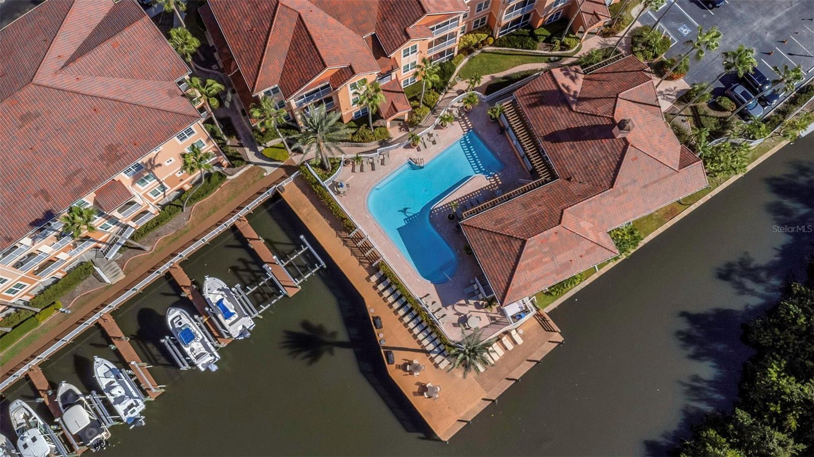 CULBREATH KEY BAYSIDE CONDOMIN - Residential