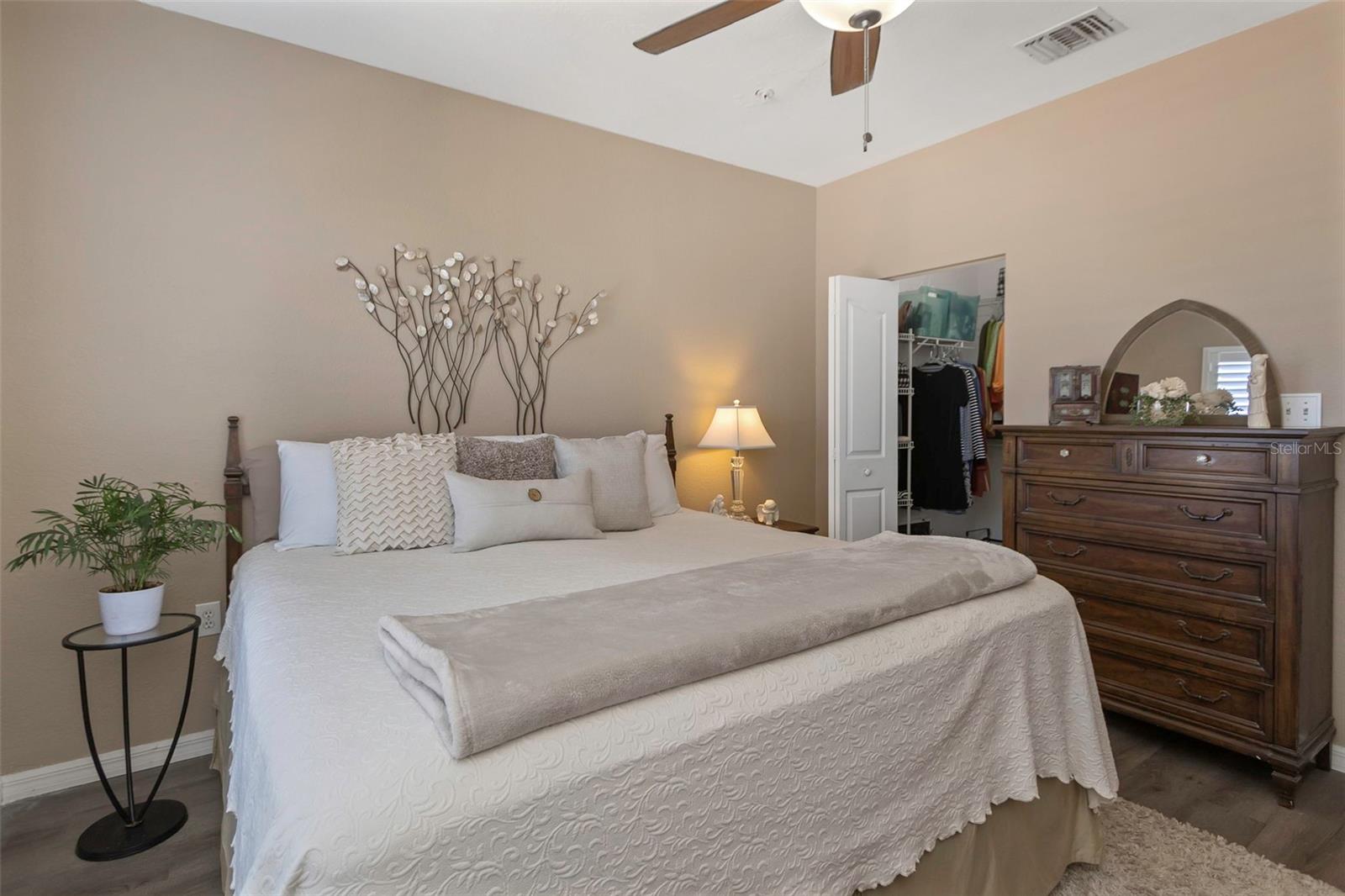 CULBREATH KEY BAYSIDE CONDOMIN - Residential