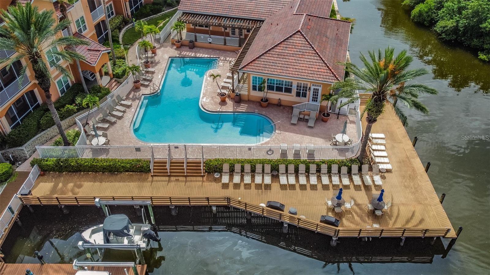 CULBREATH KEY BAYSIDE CONDOMIN - Residential