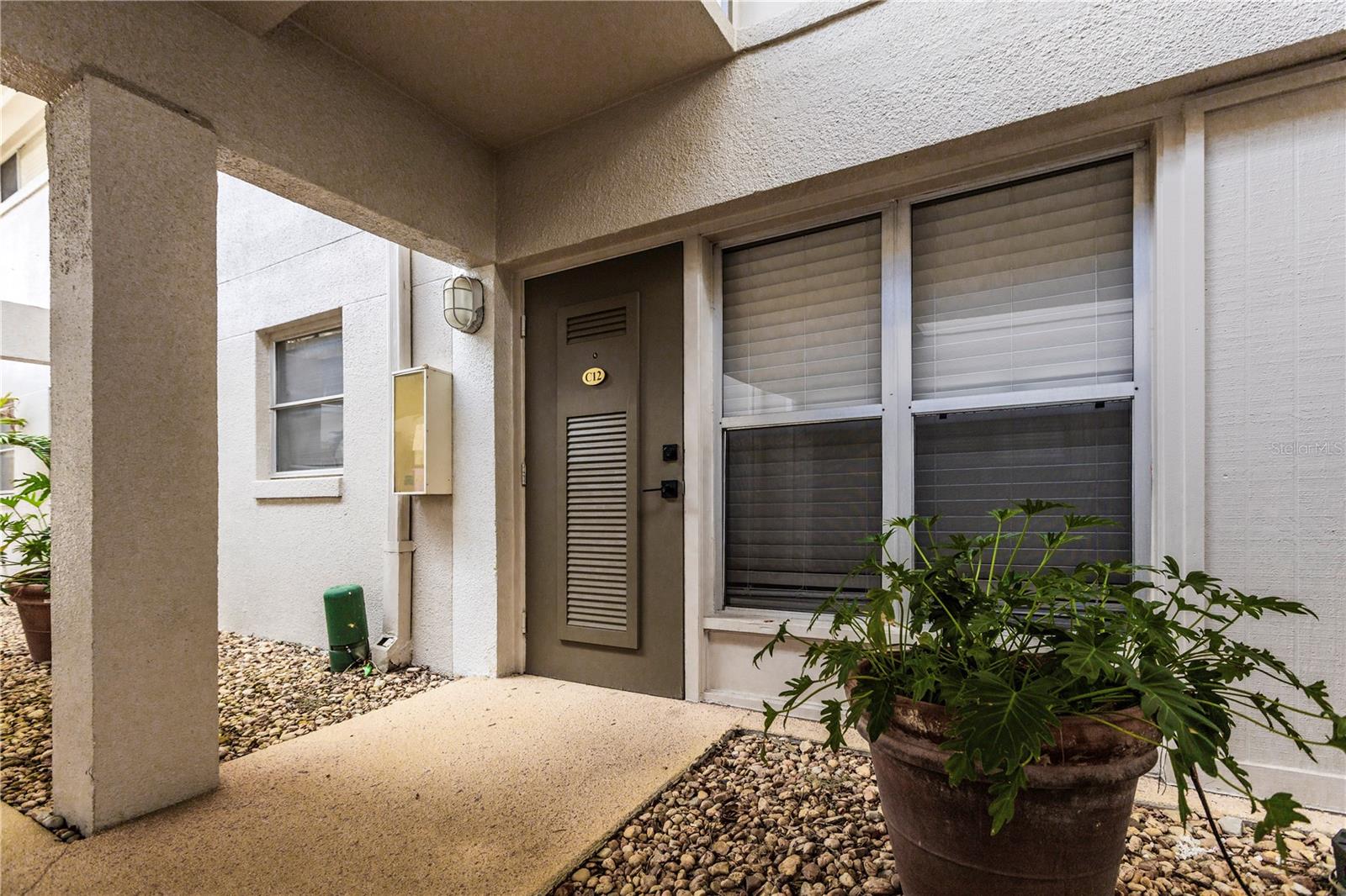LAKESIDE/DELANEY PARK - Residential Lease
