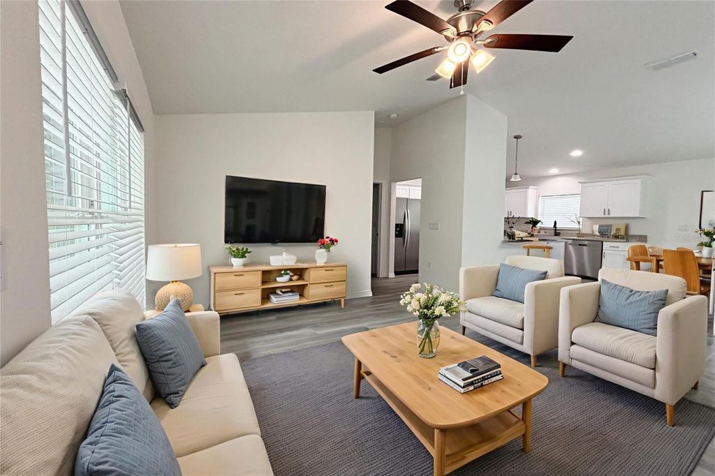 Photo of 18895 SW 47th Street, Dunnellon, FL 34432 (MLS # OM719314)