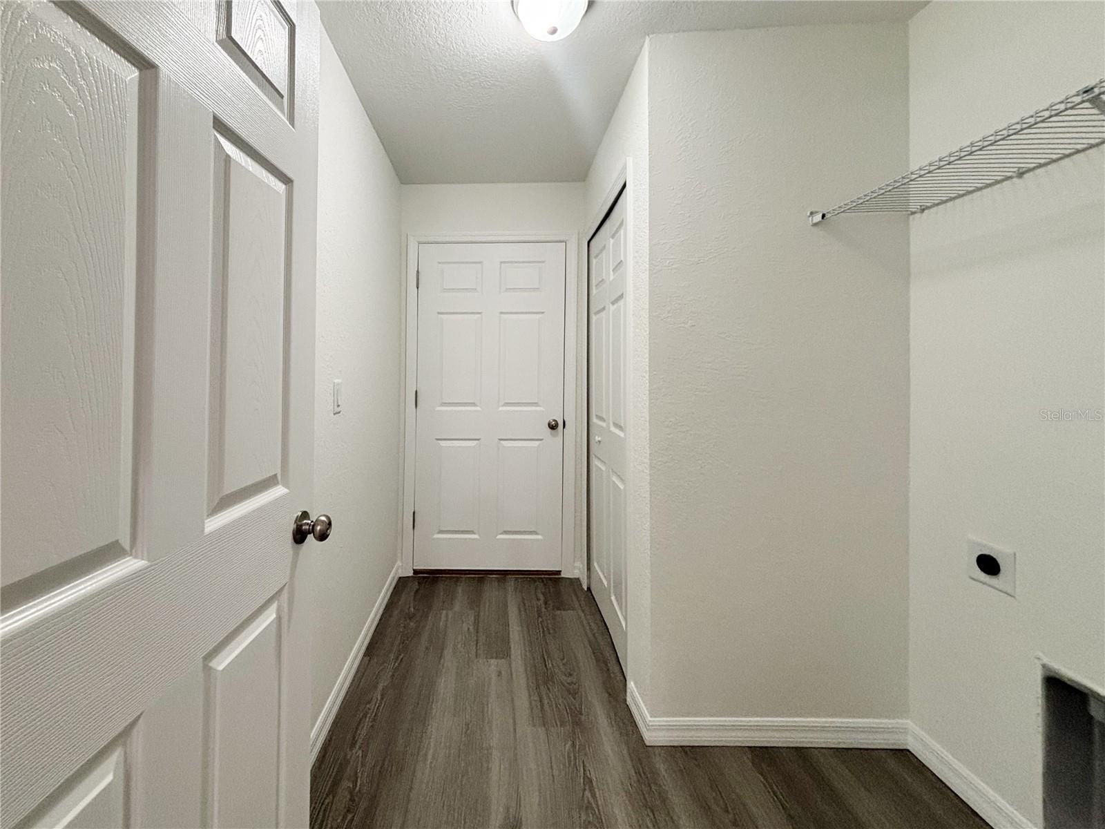 LAKE TROPICANA - Residential