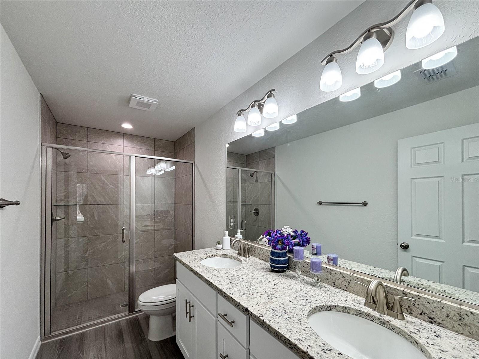 LAKE TROPICANA - Residential