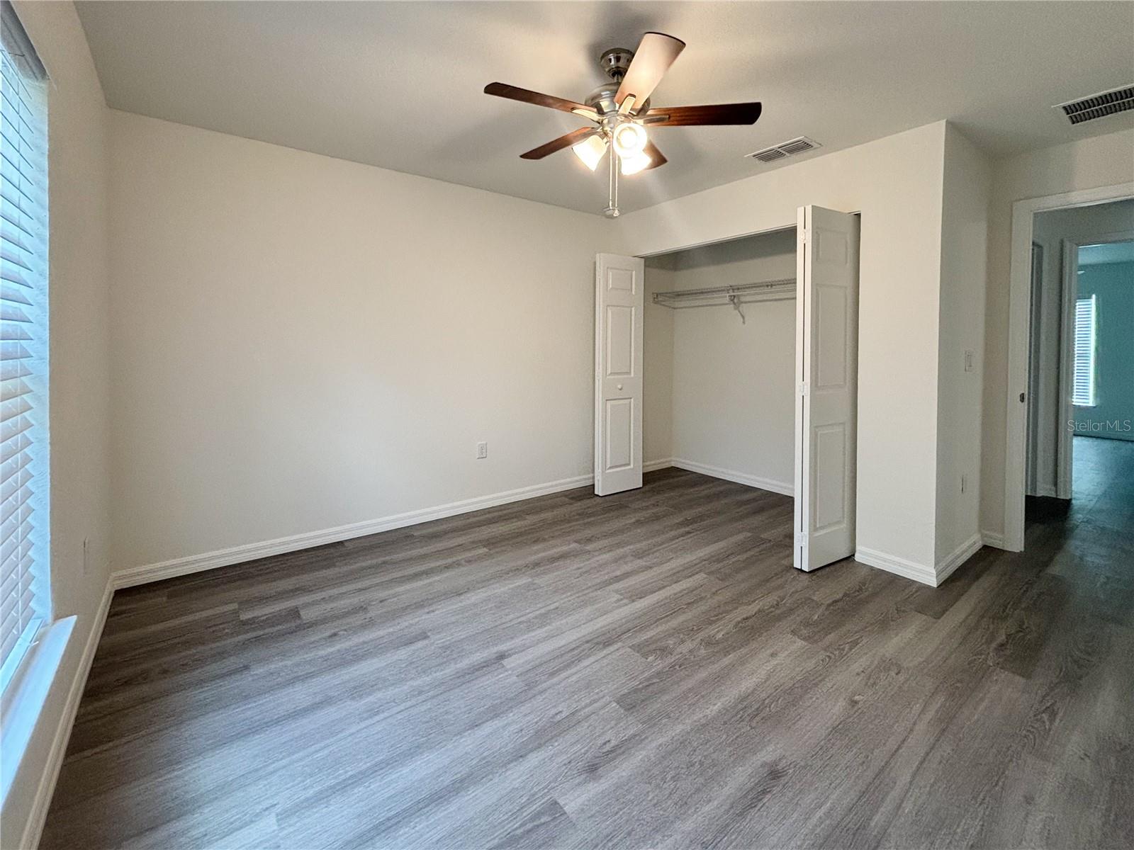 LAKE TROPICANA - Residential