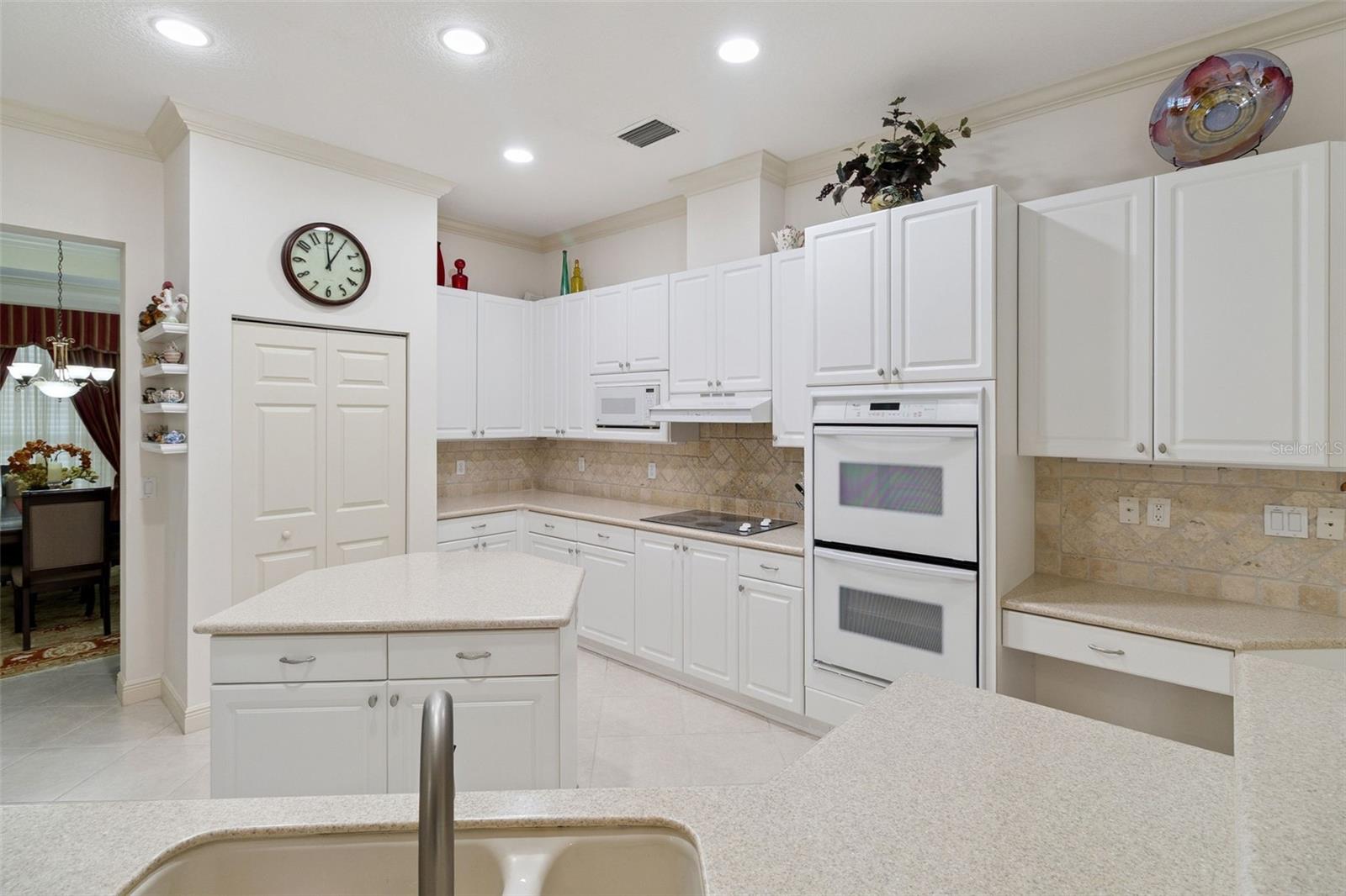 MYSTIC COVE - Residential