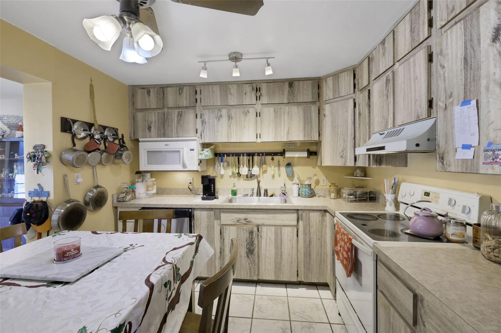 ORMOND TERRACE - Residential