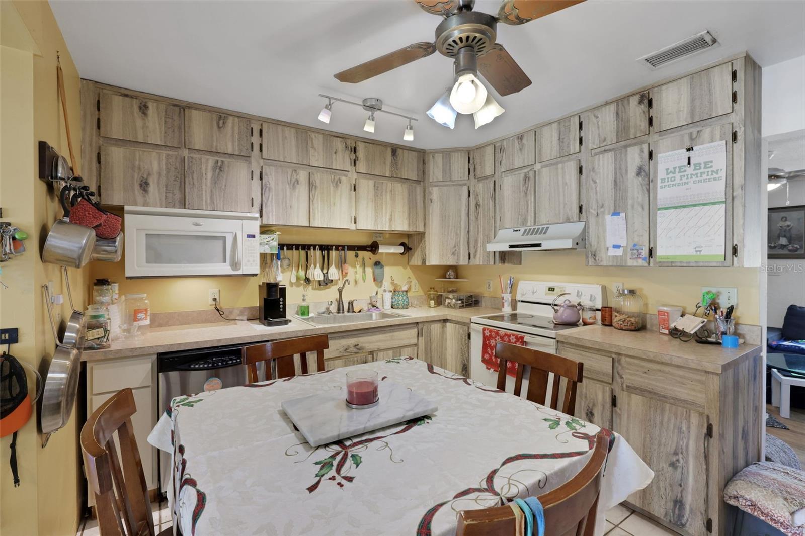 ORMOND TERRACE - Residential