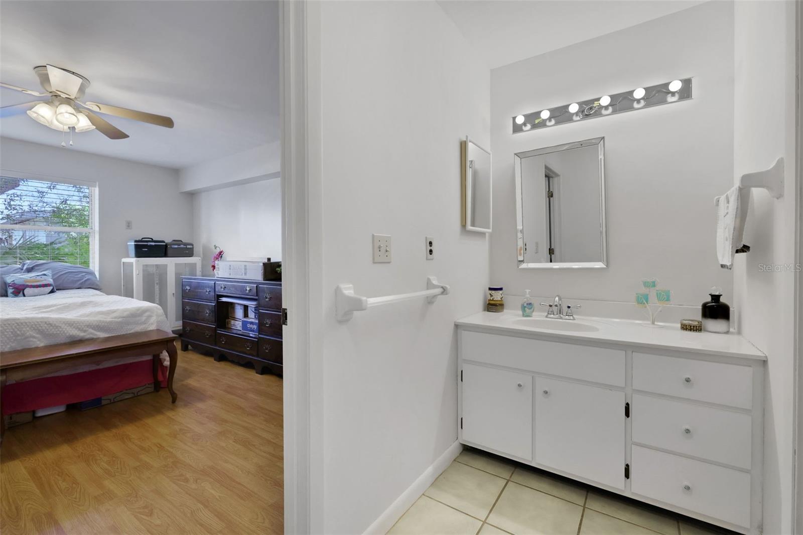 ORMOND TERRACE - Residential