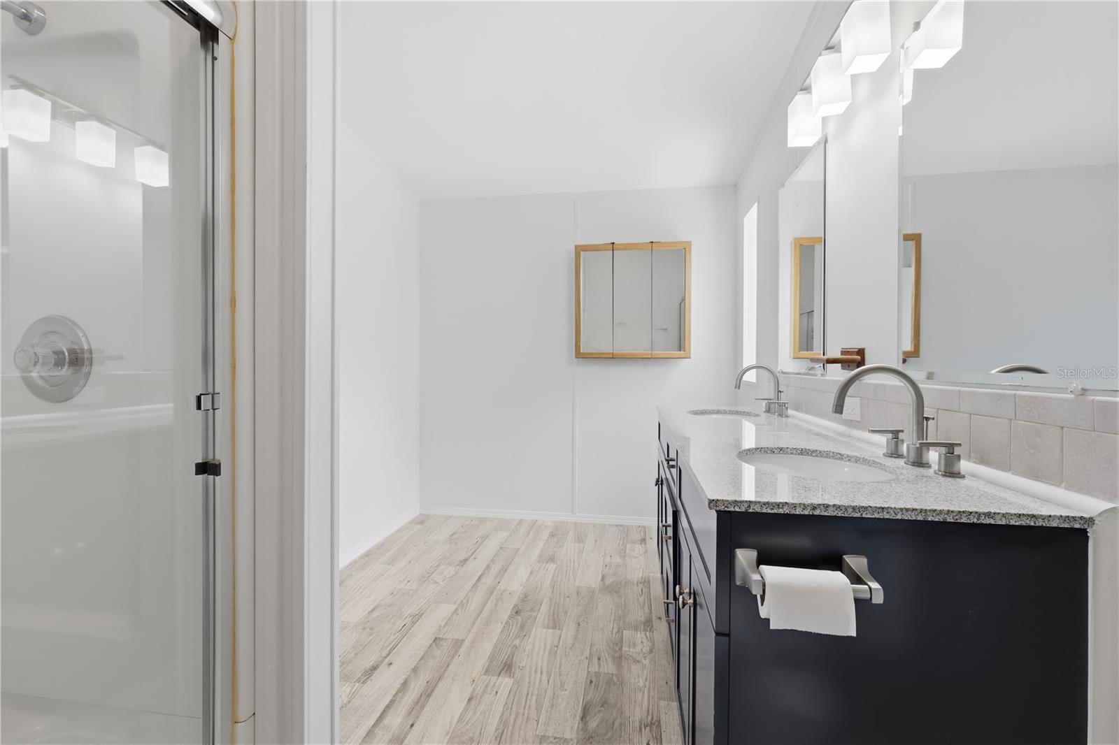 NORTHWOOD REP LT F & N 160 FT LT G - Residential