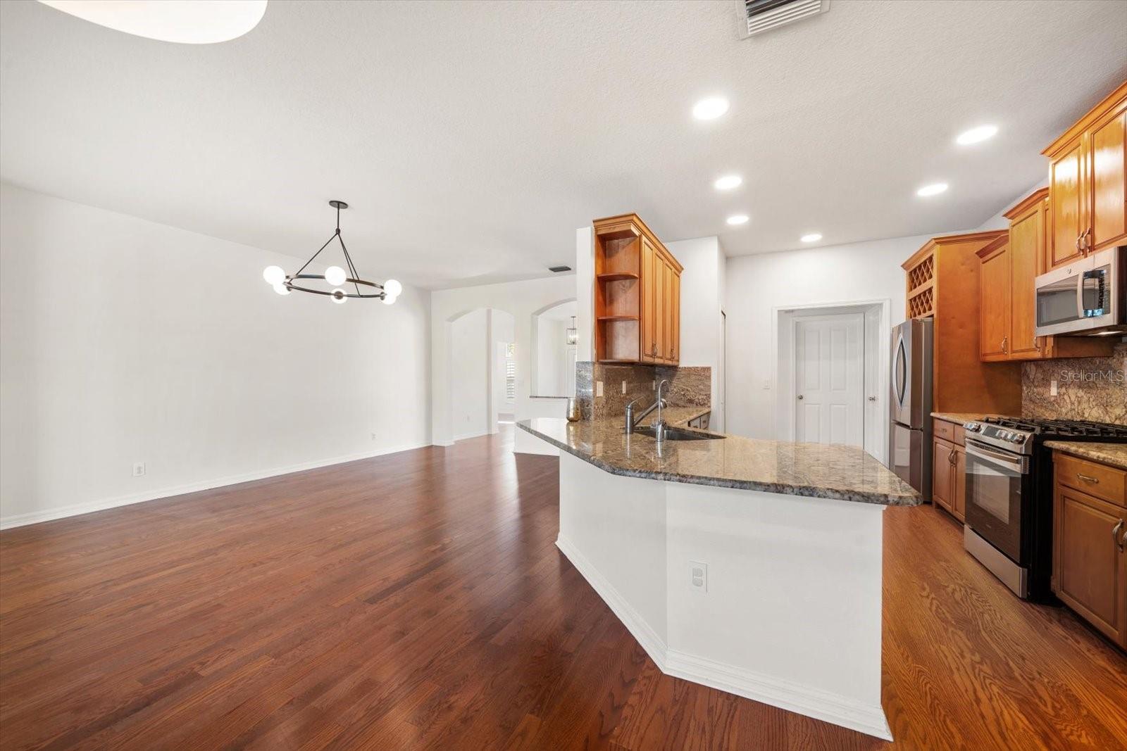 WESTCHASE SEC 377 - Residential