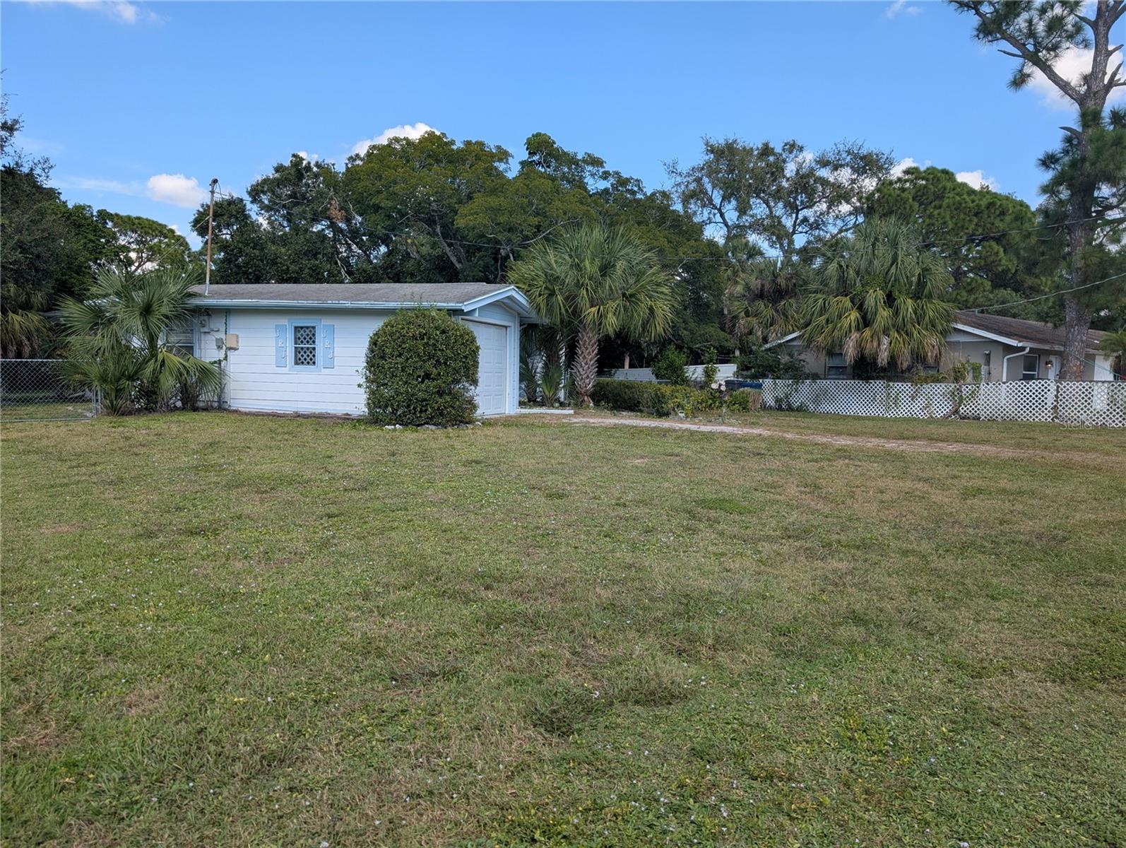 SUNNY LAKES ESTATES - Residential