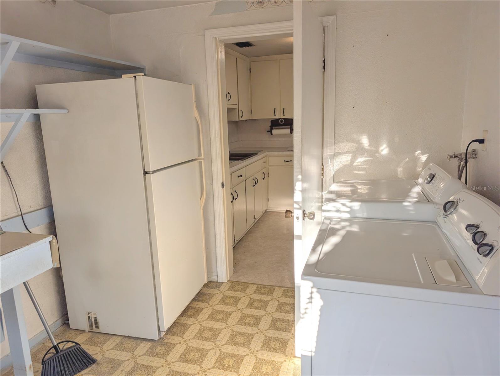 SUNNY LAKES ESTATES - Residential