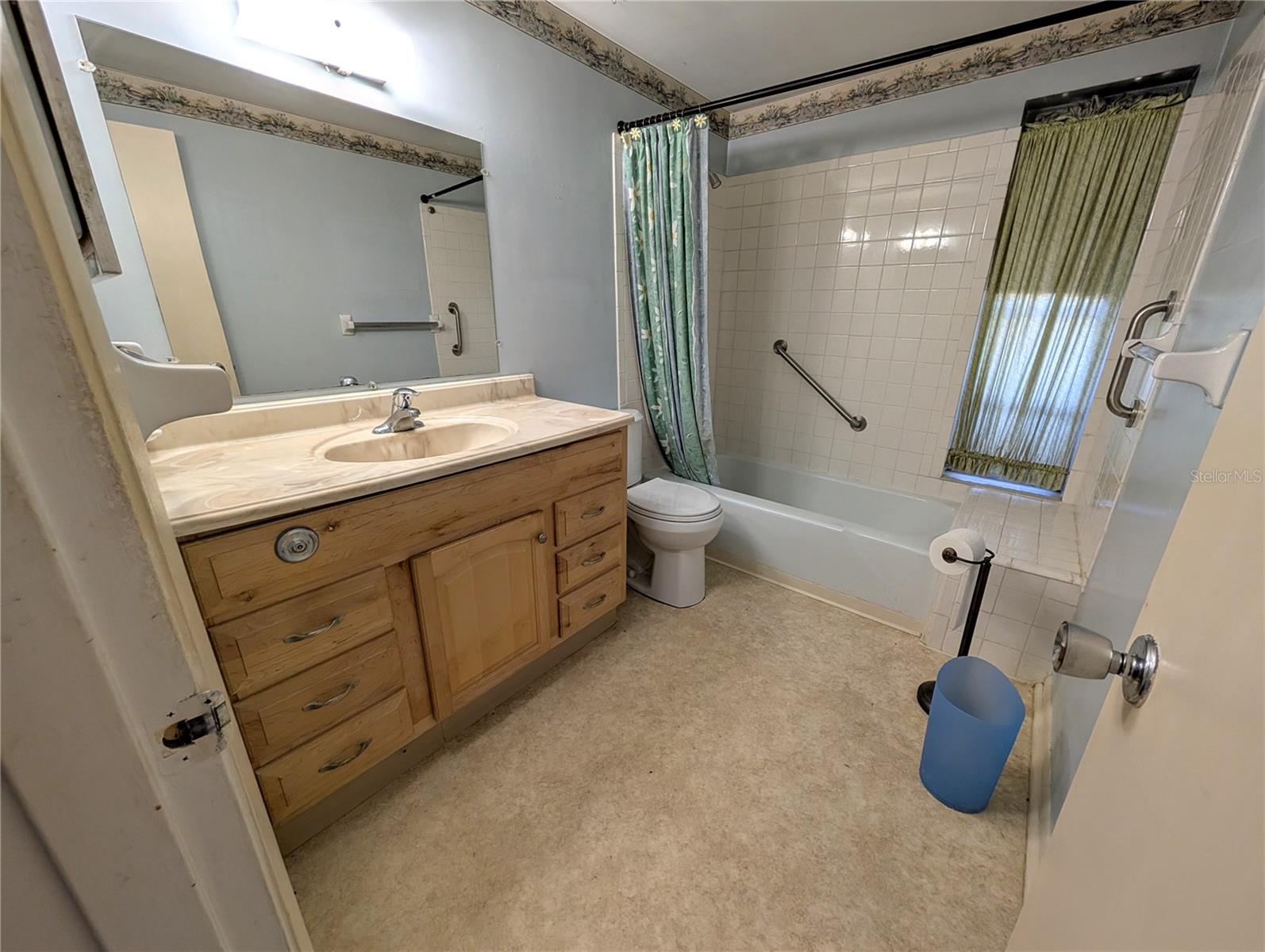 SUNNY LAKES ESTATES - Residential