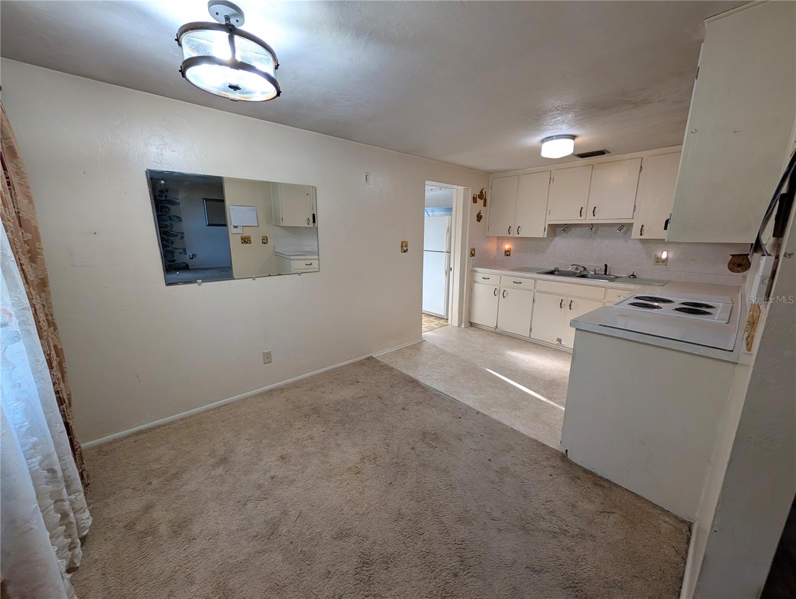 SUNNY LAKES ESTATES - Residential