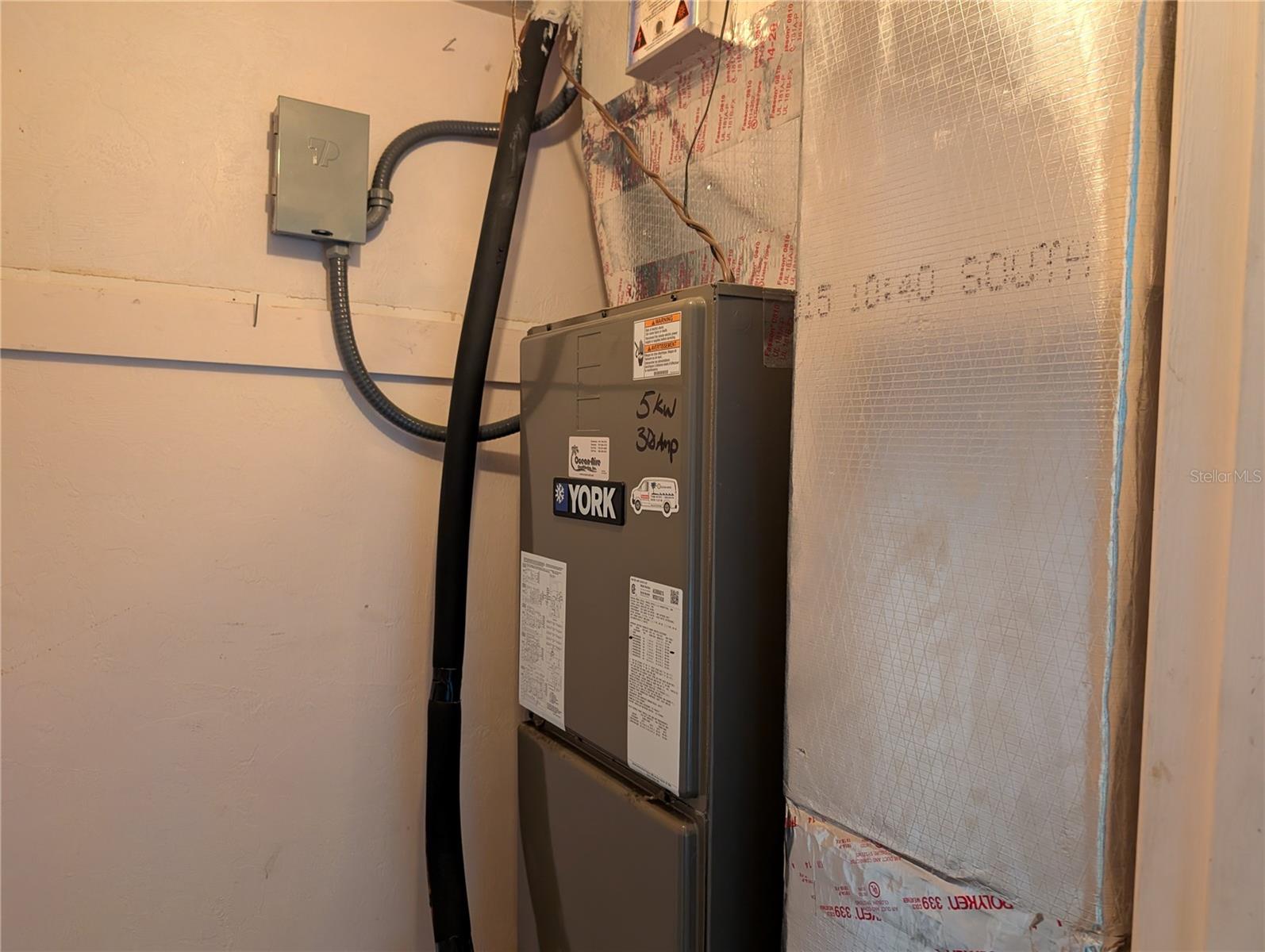 SUNNY LAKES ESTATES - Residential