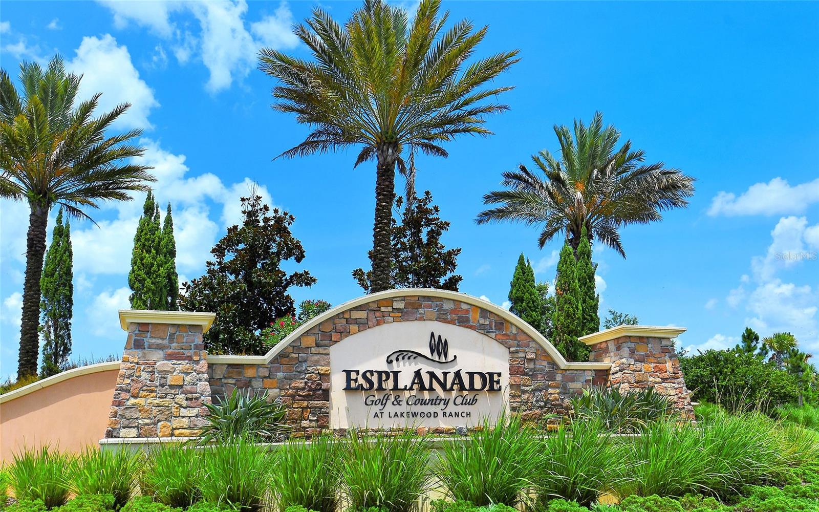 ESPLANADE PH V SUBPHASES A,B,C,D,E&F - Residential