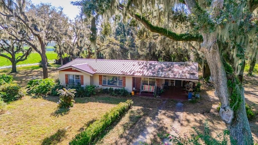 Photo of 415 Hal Colding Road, Lithia, FL 33547 (MLS # TB8456370)