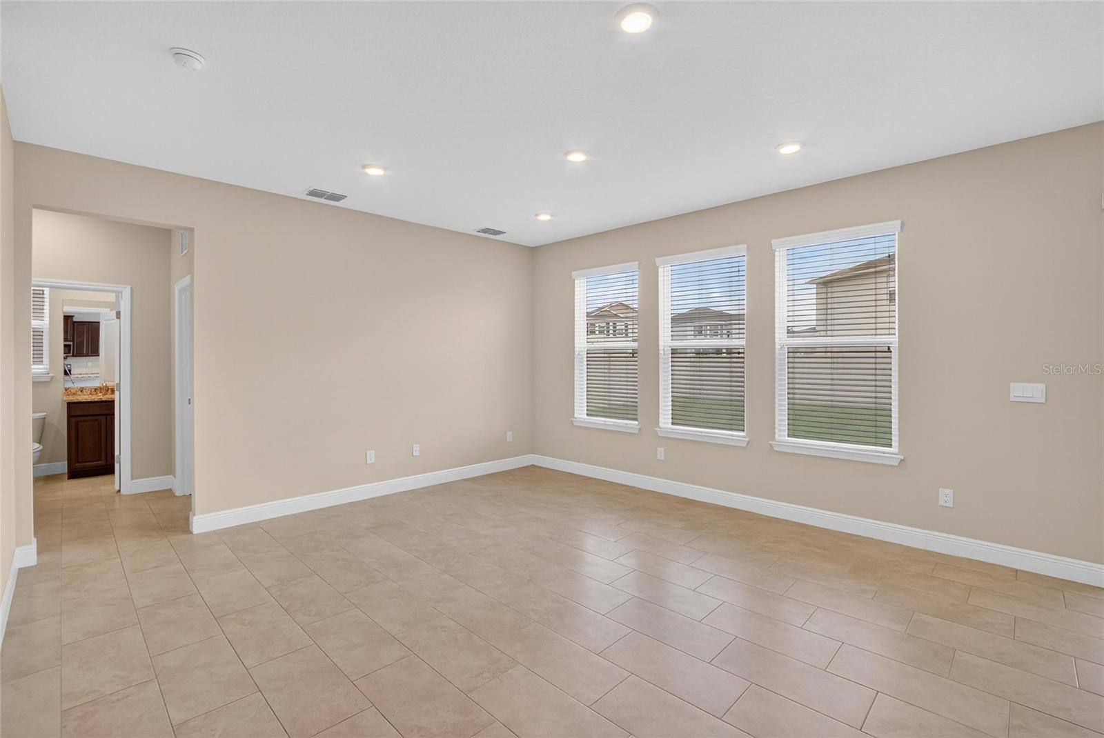WYNDFIELDS PH 1A & 1A1 - Residential Lease