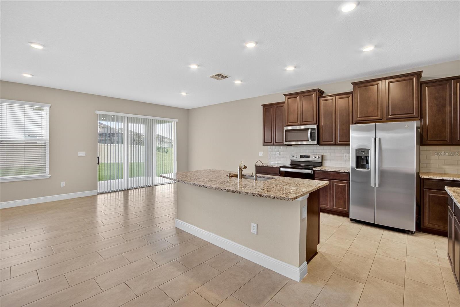 WYNDFIELDS PH 1A & 1A1 - Residential Lease
