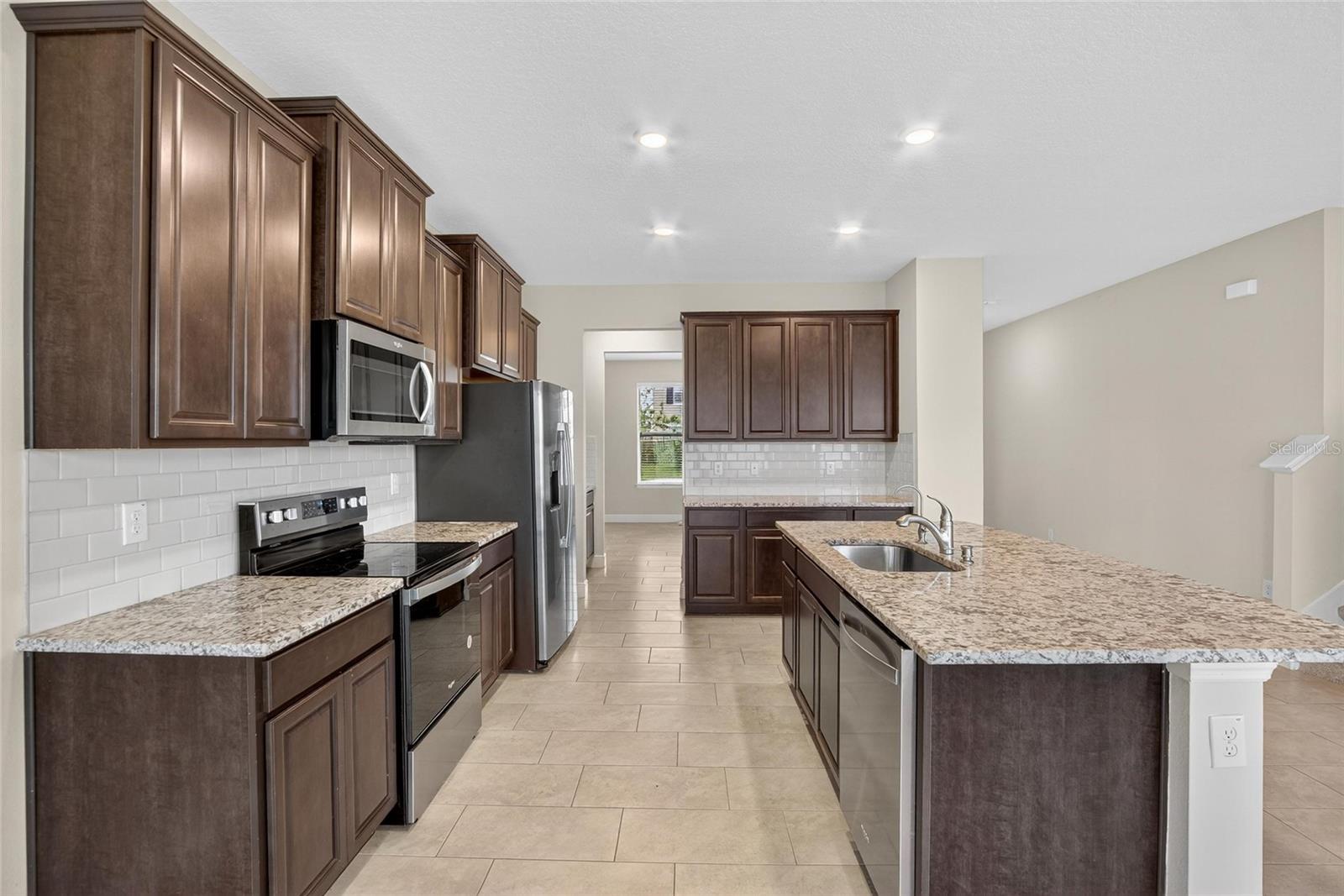 WYNDFIELDS PH 1A & 1A1 - Residential Lease