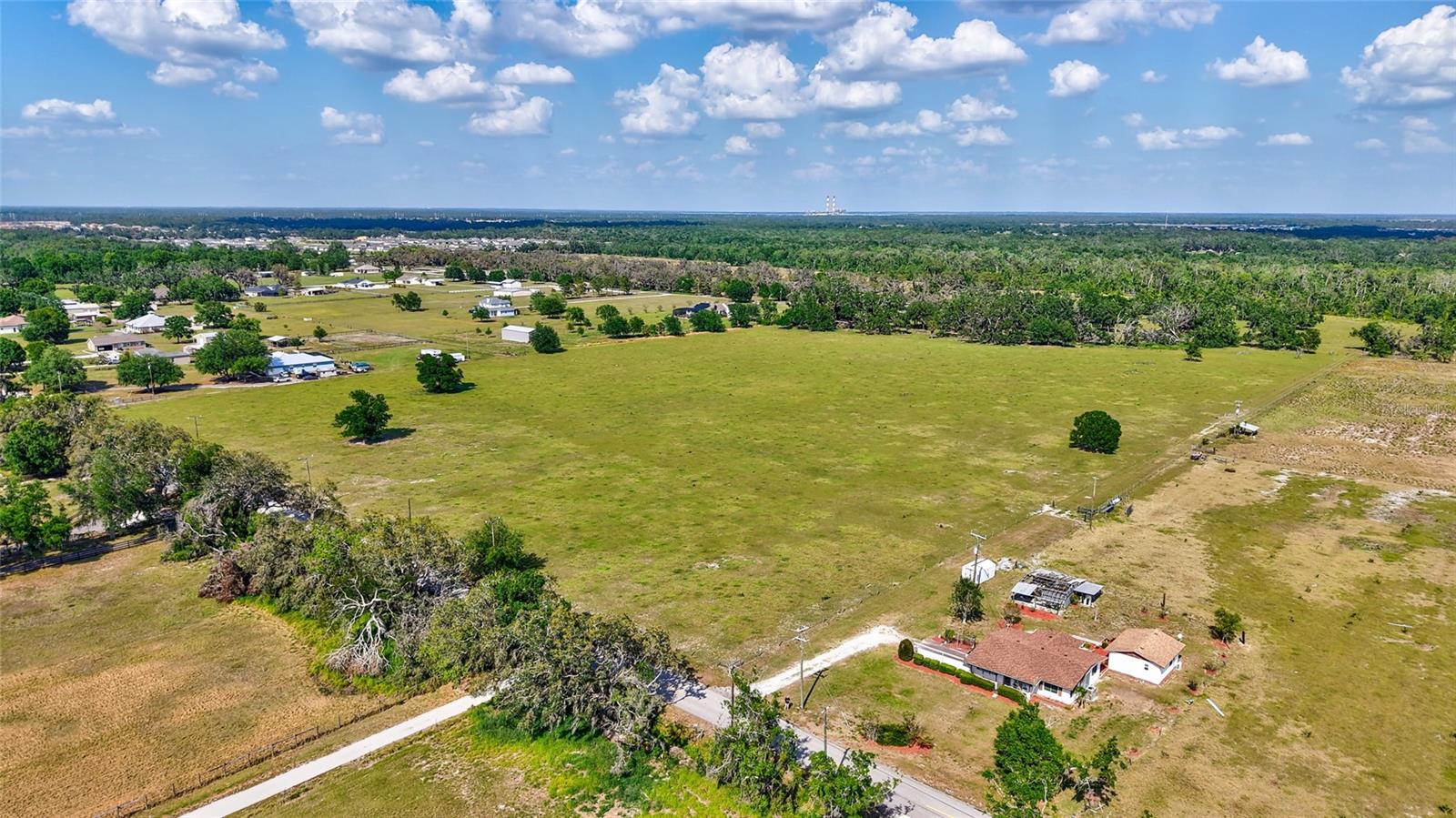 ACREAGE - Land