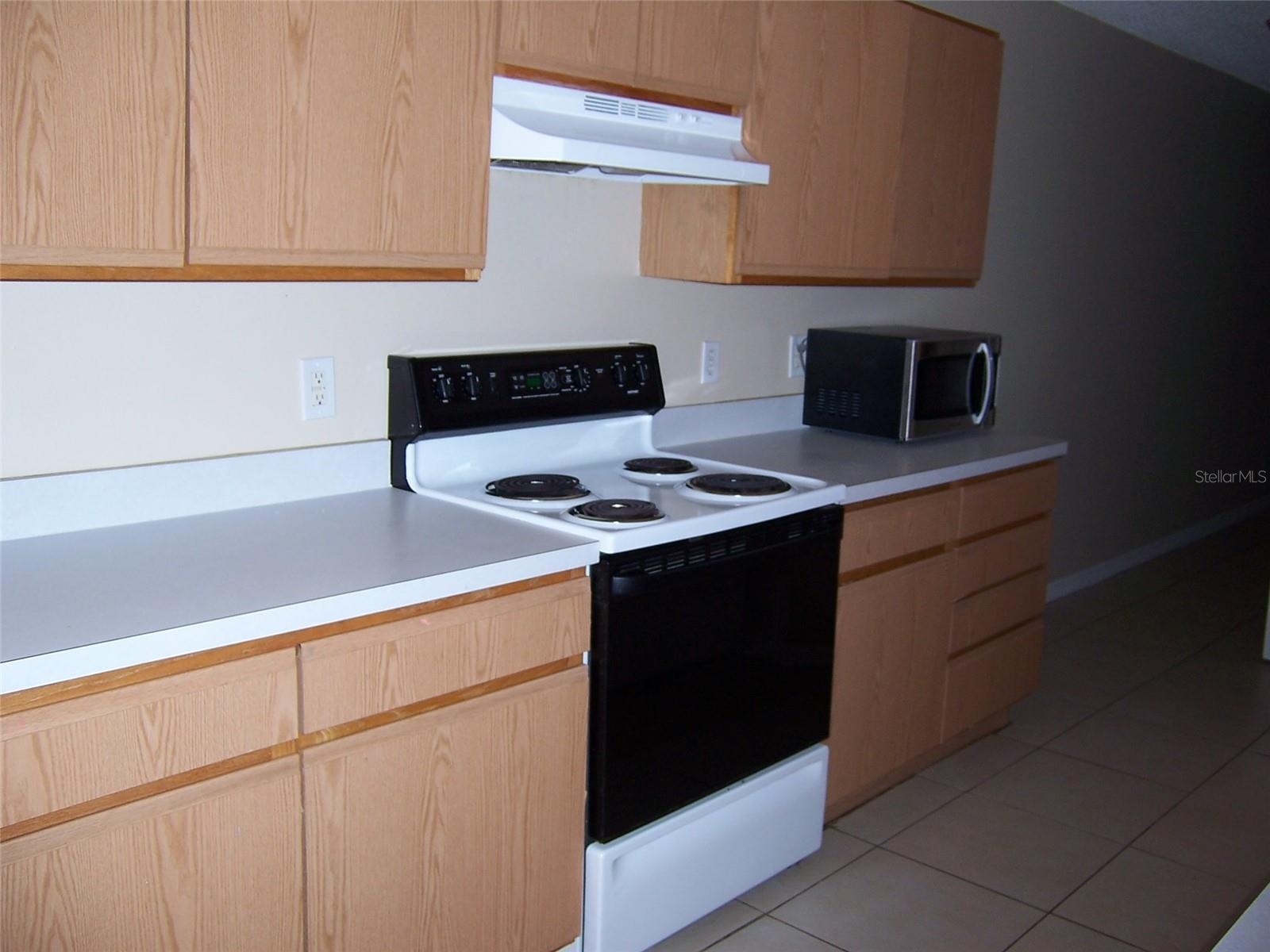 S L & I C TOWN OF ST CLOUD - Residential Lease