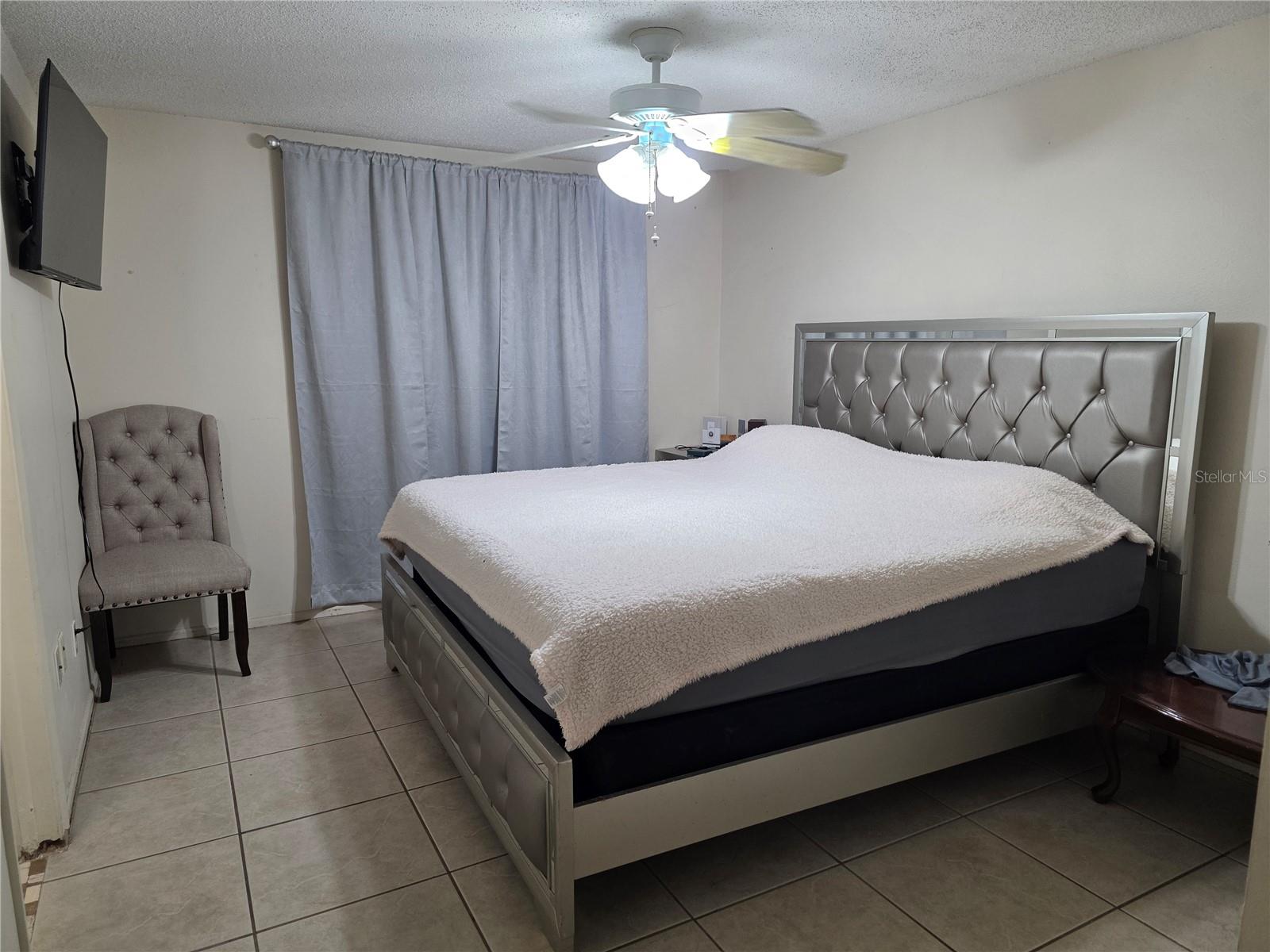 KENNY K SUB UNIT 2 - Residential Lease