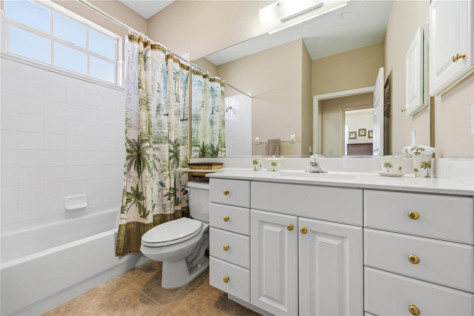 FAIRWAY GLEN ST ANDREWS PARK - Residential