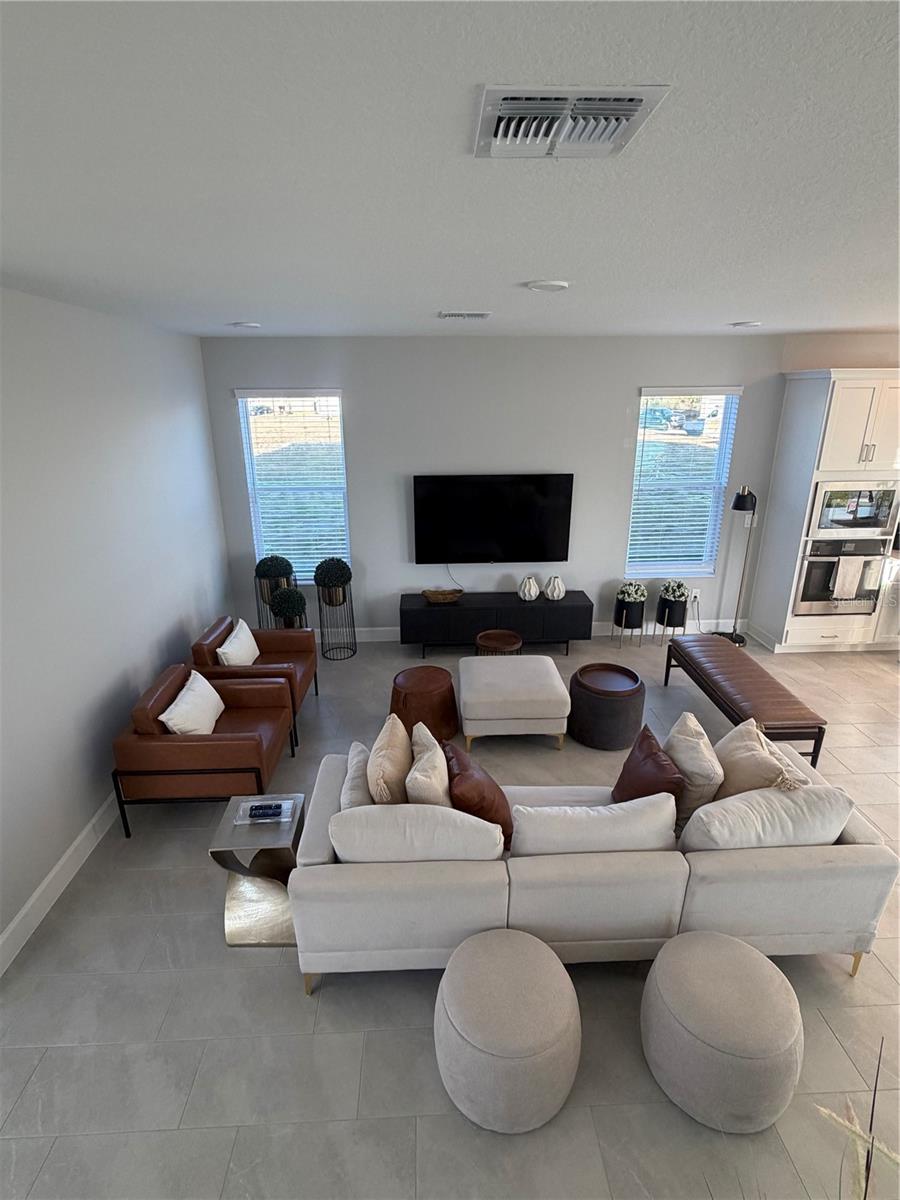 CENTER LAKE ON THE PARK - Residential