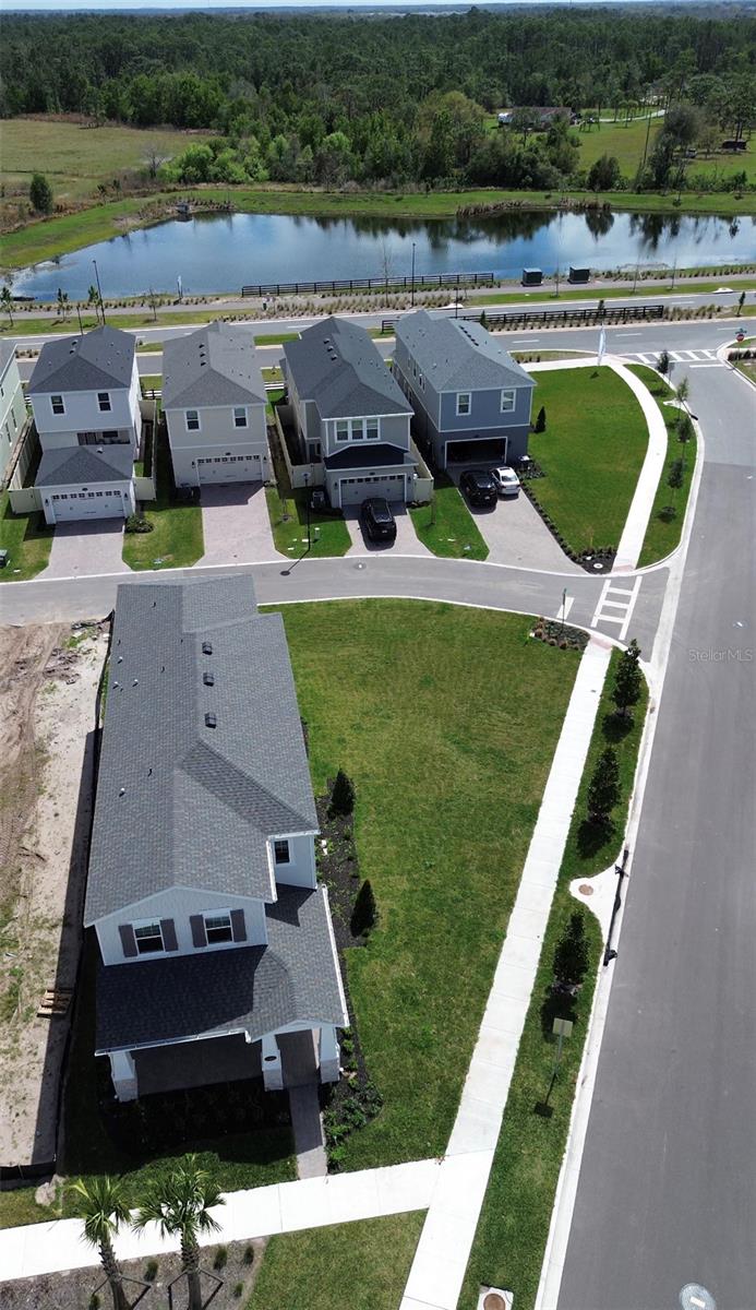 CENTER LAKE ON THE PARK - Residential