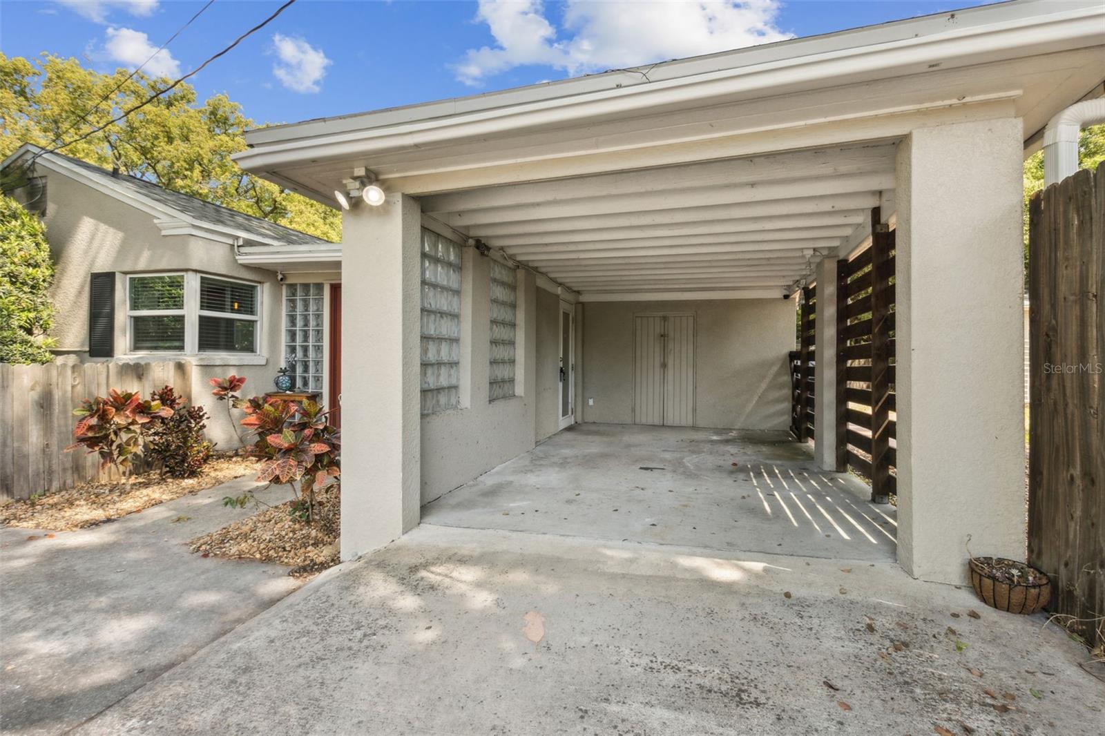 CARLSON PARK - Residential