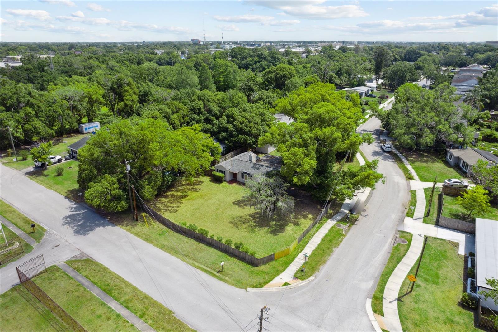 CARLSON PARK - Residential