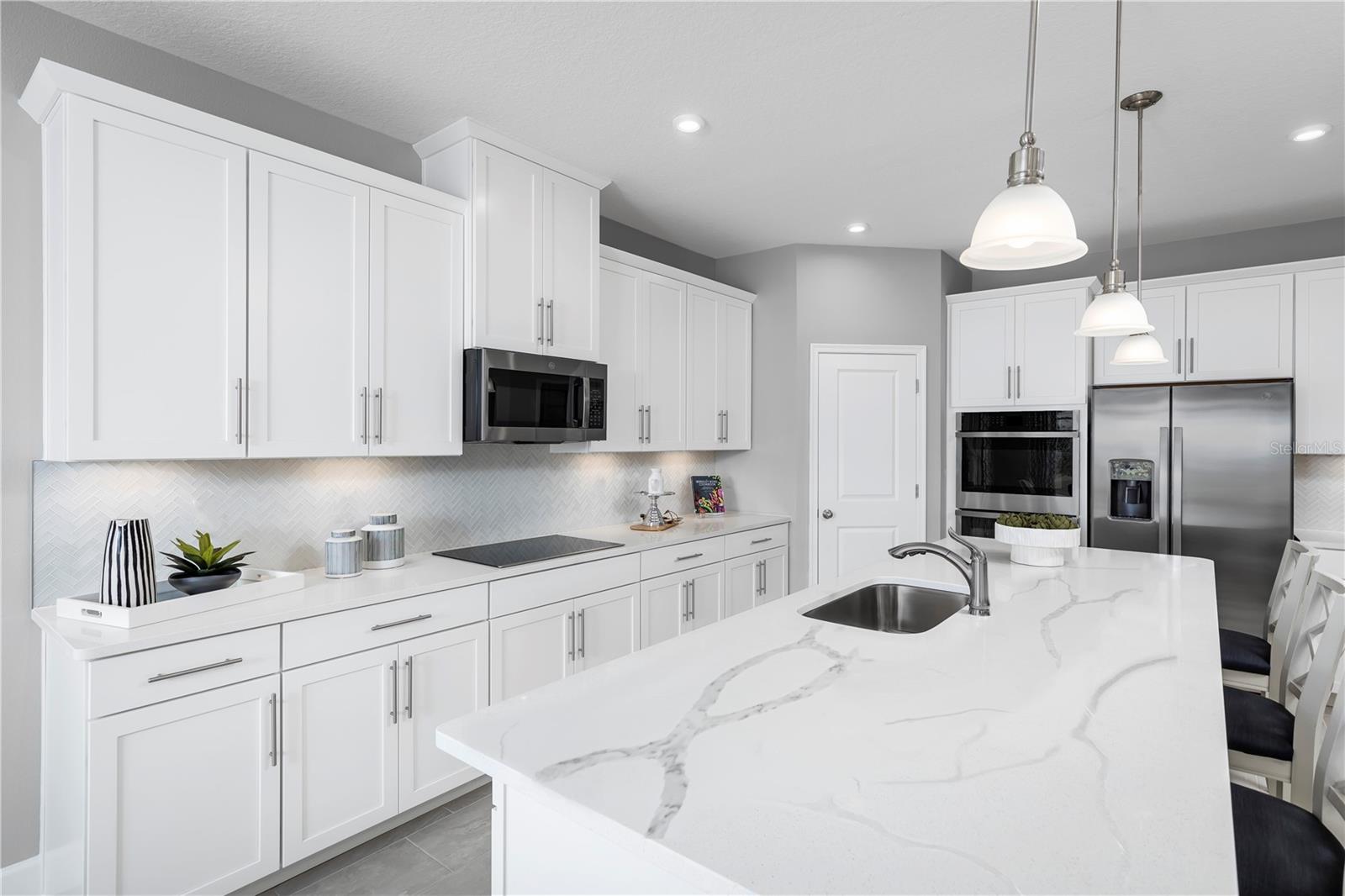 11057 NELLIE CROSSING CIRCLE