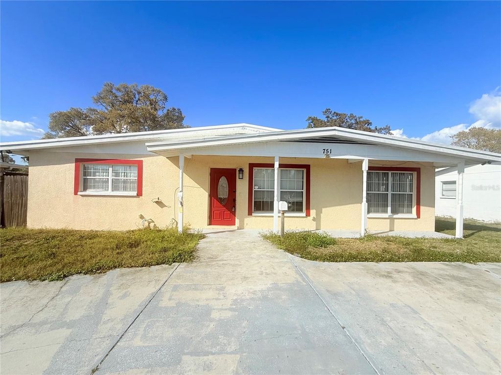 Photo of 751 72nd Avenue N, St Petersburg, FL 33702 (MLS # TB8484729)