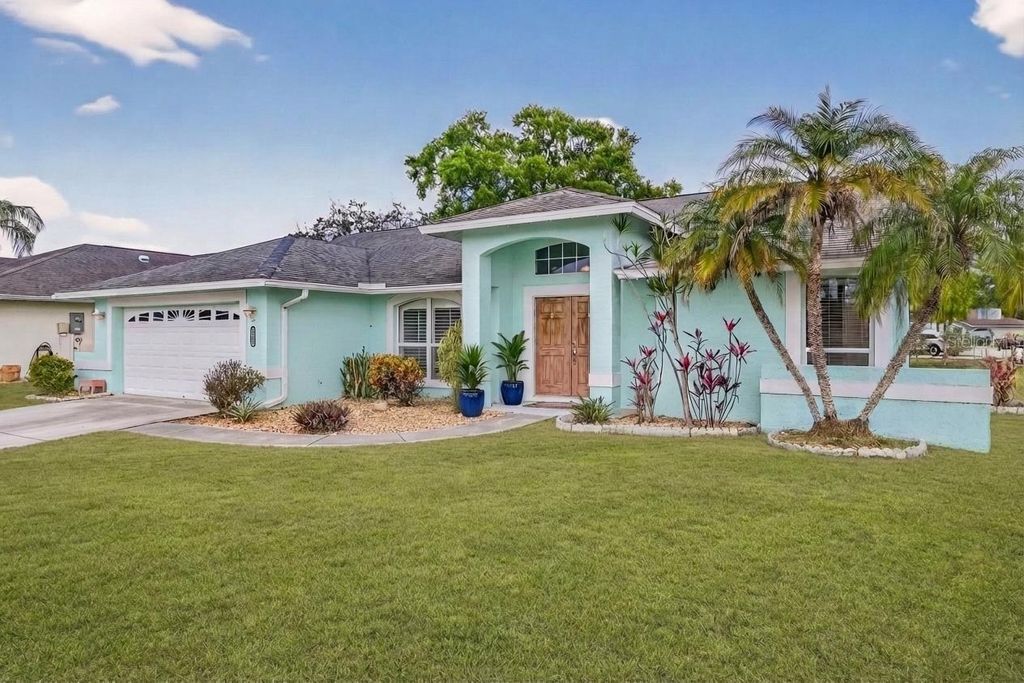 Photo of 3907 57th Place E, Bradenton, FL 34203 (MLS # TB8486410)
