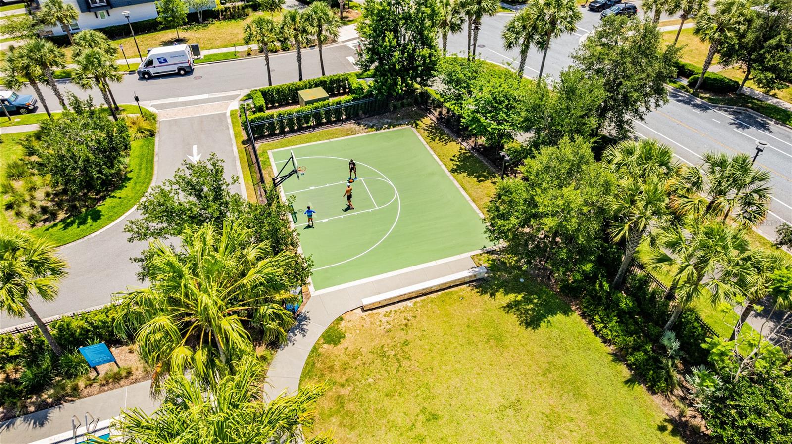 LAUREATE PARK - Residential
