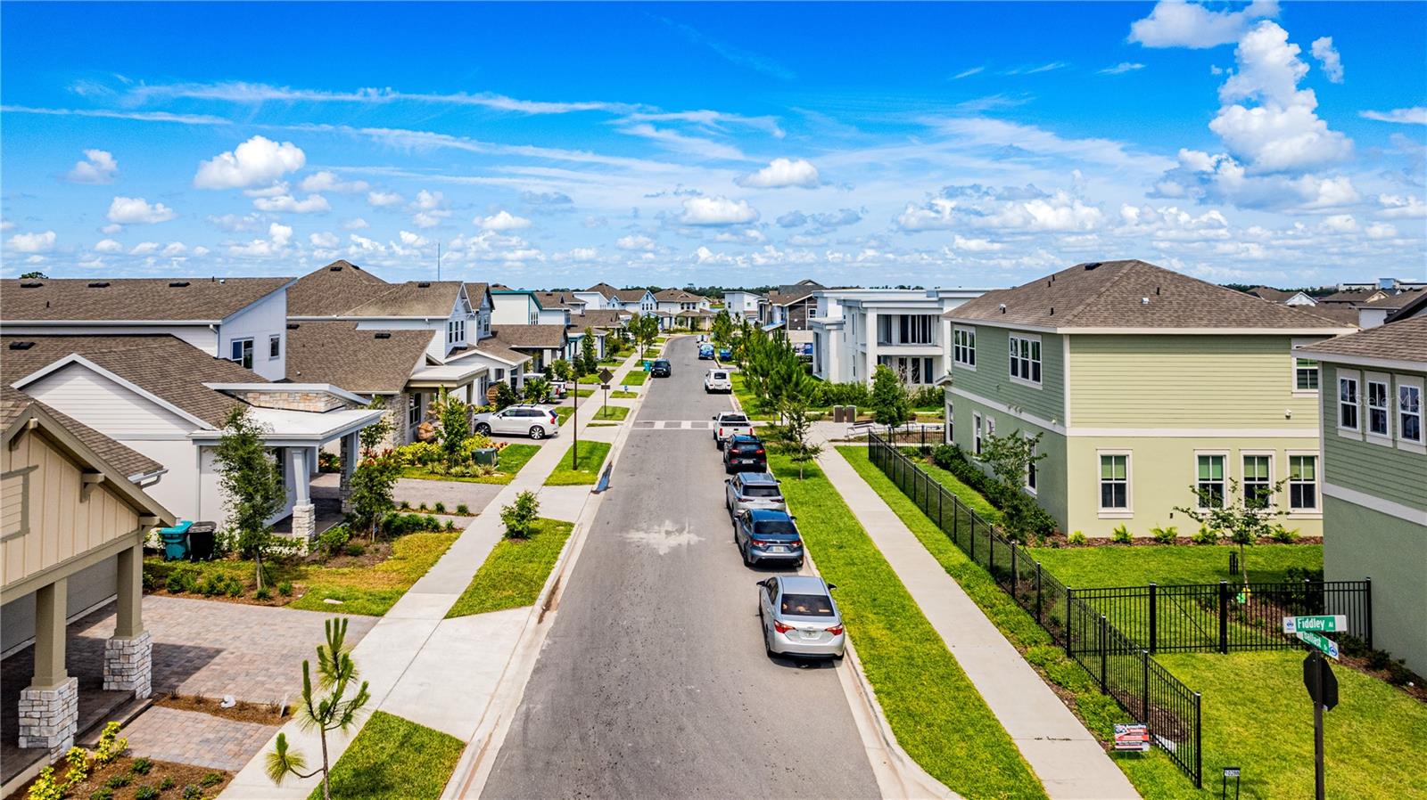 LAUREATE PARK - Residential