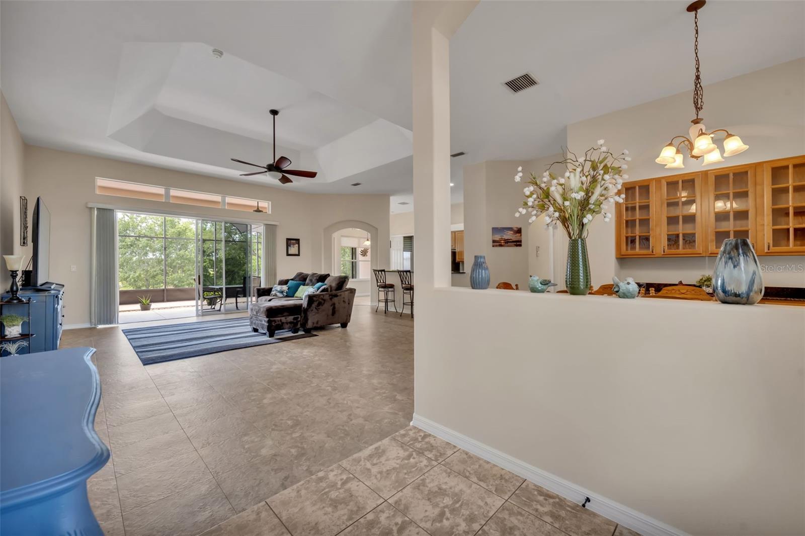 ROYAL HIGHLANDS PH 02-B LT 1317 PB 50 PG - Residential