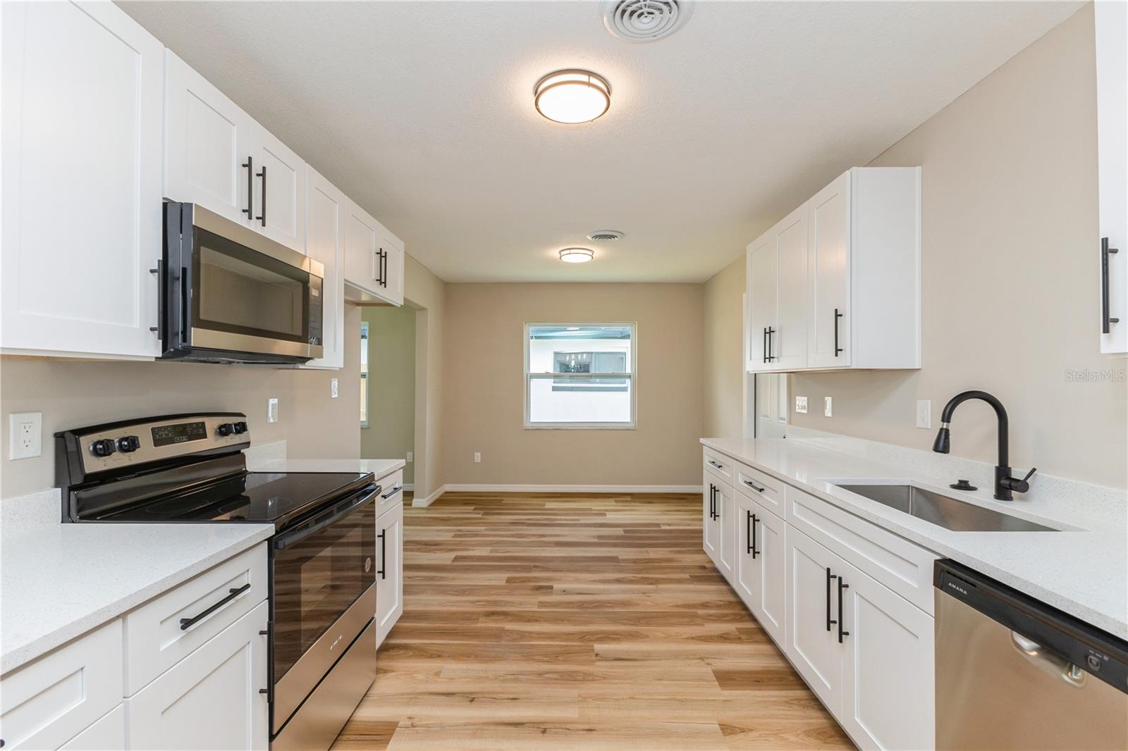 LAKE CONWAY ESTATES - Residential