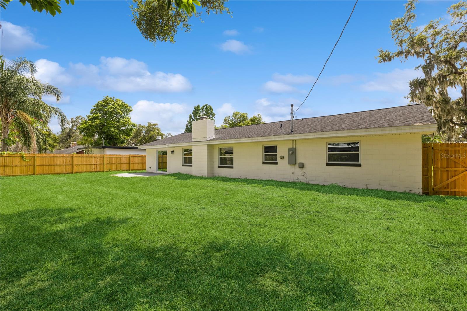 LAKE CONWAY ESTATES - Residential