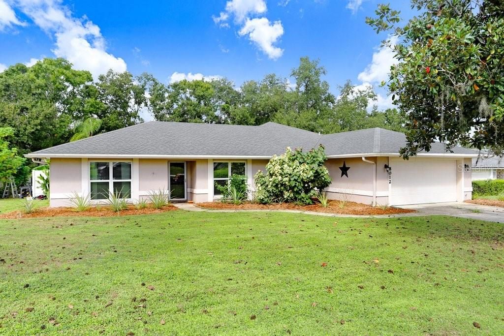 Photo of 8012 Holly Ridge Drive, Lakeland, FL 33810 (MLS # TB8432942)