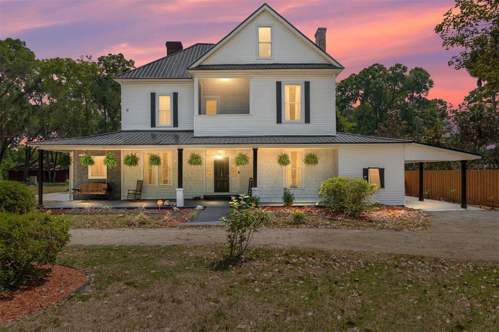 Photo of 19451 SE 2nd Street, Williston, FL 32696 (MLS # OM723524)