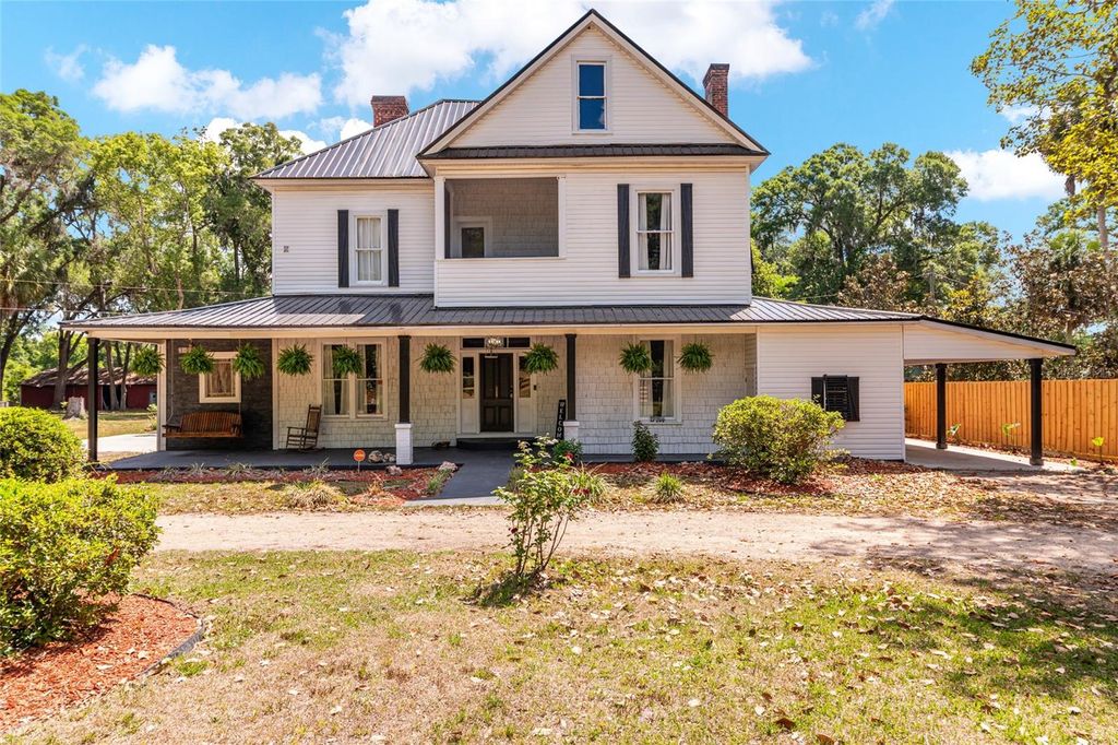 Photo of 19451 SE 2nd Street, Williston, FL 32696 (MLS # OM723524)