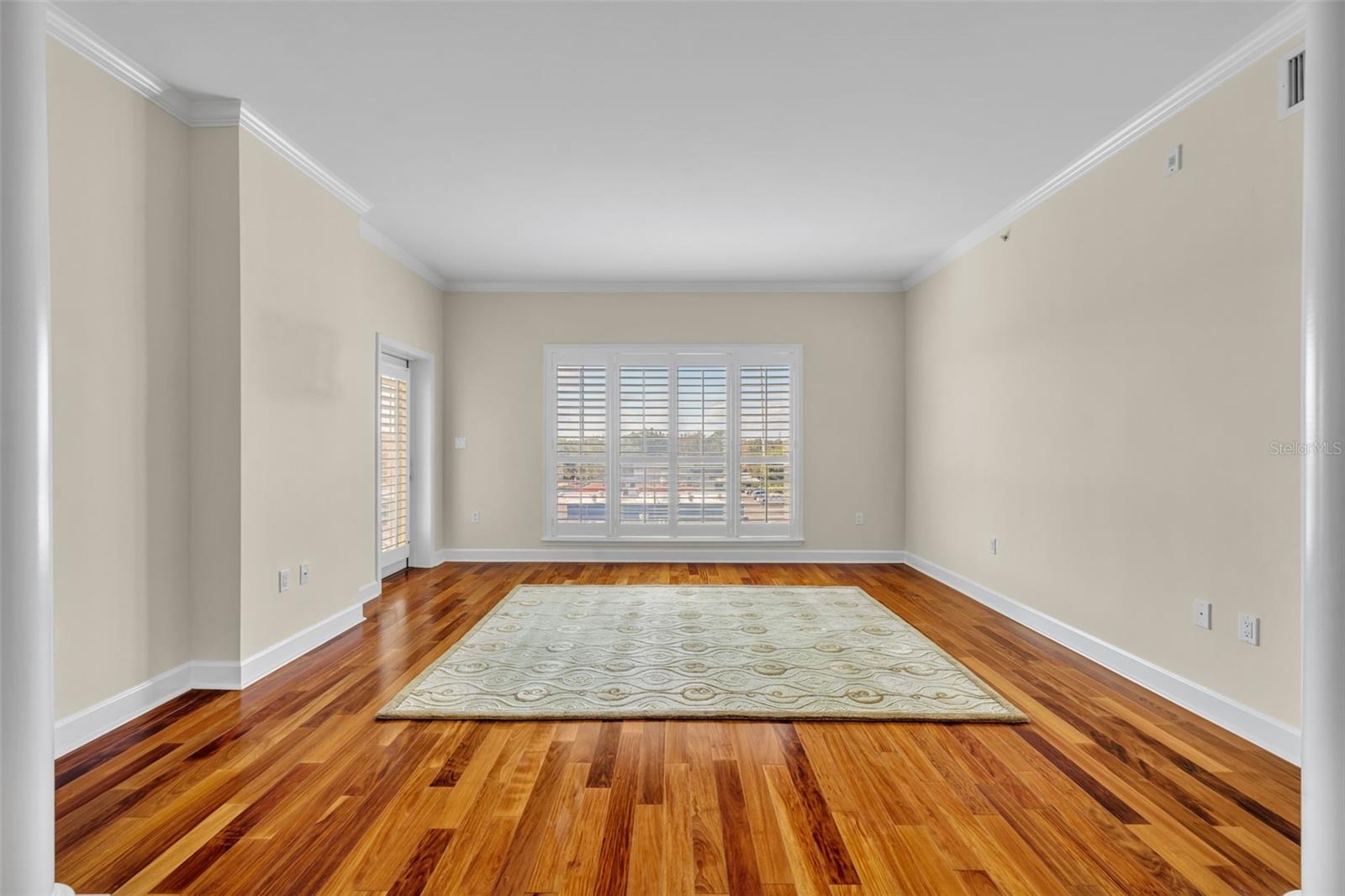 WELLESLEY CONDO - Residential