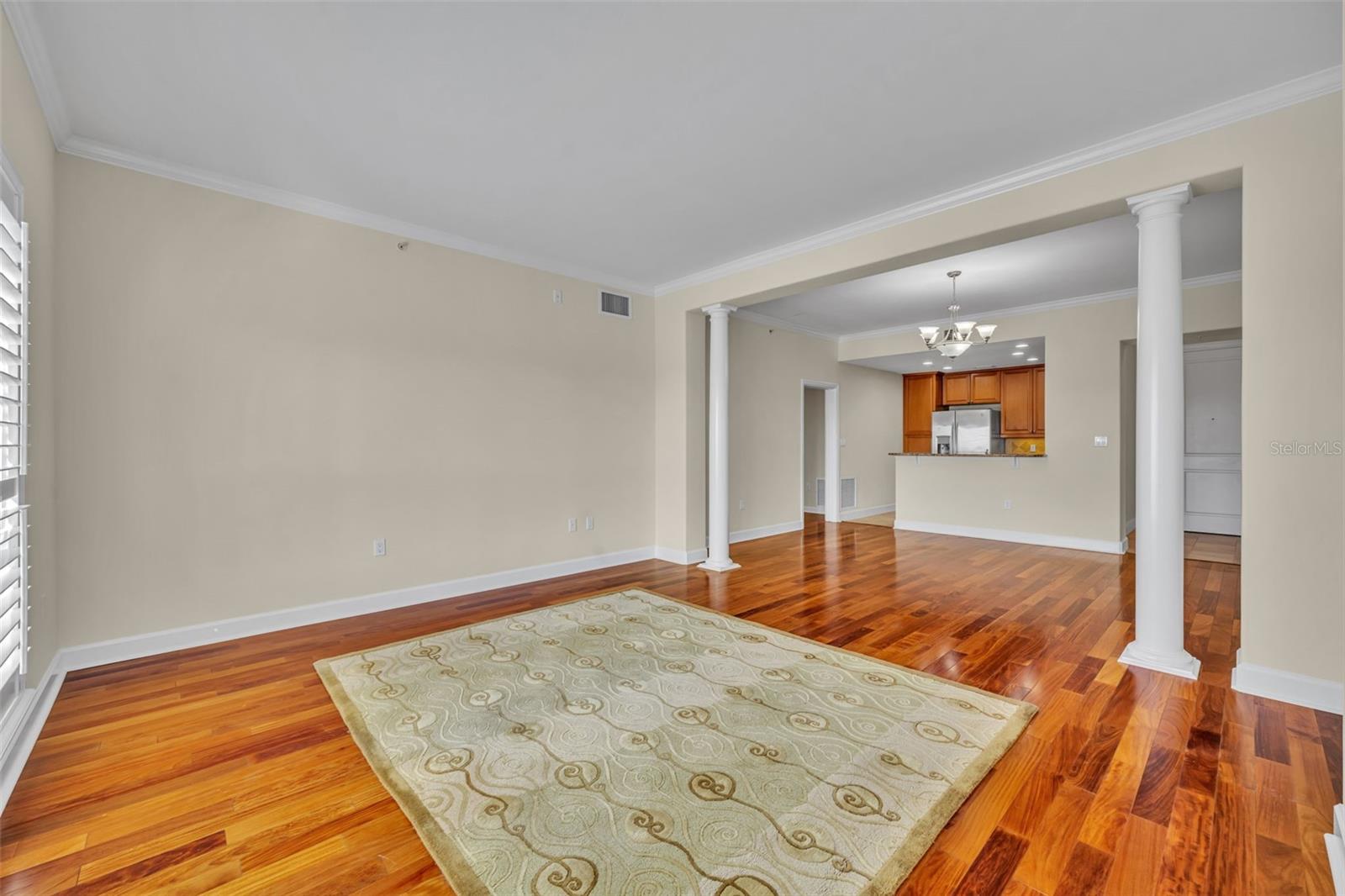 WELLESLEY CONDO - Residential