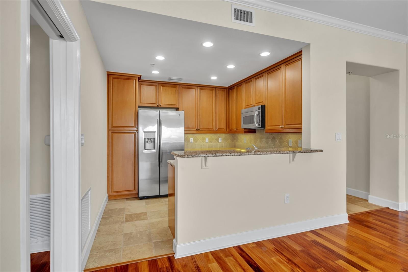 WELLESLEY CONDO - Residential