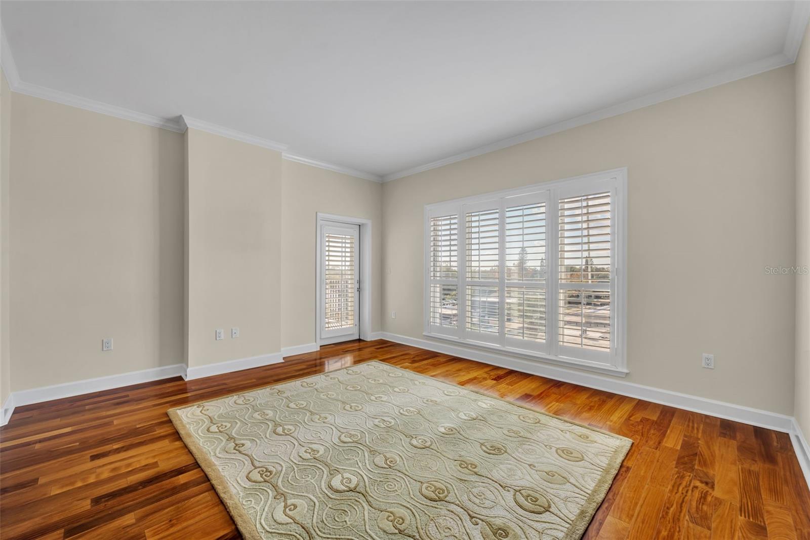 WELLESLEY CONDO - Residential