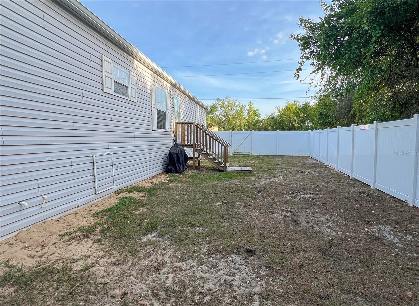 MOON LAKE ESTATES - Residential