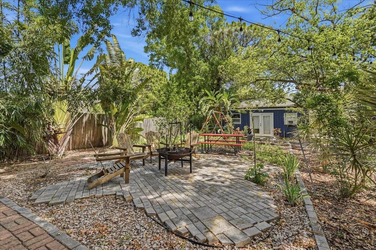 SUNSET HILLS - Residential