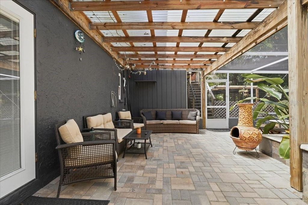 Photo of 1314 Oleander Drive, Tarpon Springs, FL 34689 (MLS # W7884679)